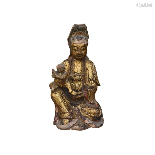 CHINESE GILT-LACQUERED WOOD FIGURE OF GUANYIN
