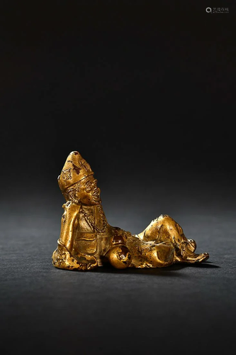 CHINESE GILT-BRONZE JIGONG-FORM PAPERWEIGHT