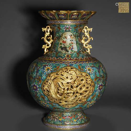 Qing Dynasty Cloisonne Enamel Hollow Dragon Bottle