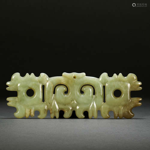 Chinese red mountain culture jade pendant