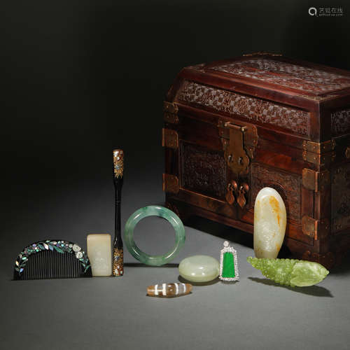 Qing Dynasty treasure box