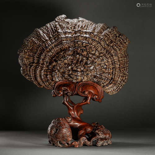 Qing Dynasty Agarwood Ganoderma Ornament