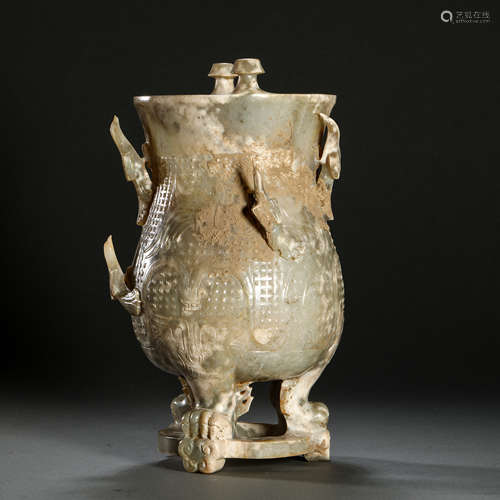 Spring and Autumn Hetian Jade Dragon Vase