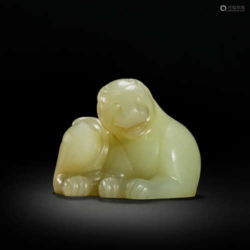 Qing Dynasty Hetian Jade Beast