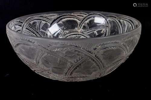 Zierschale / A decorative glass bowl, René Lalique, Paris, n...