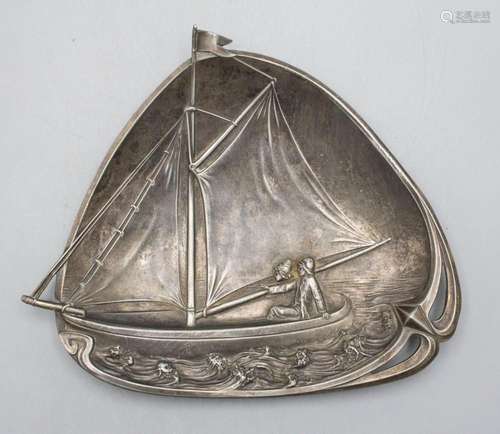 Jugendstil Ablageschale mit Segelboot / An Art Nouveau tray ...