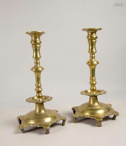 Seltenes Leuchterpaar / A rare pair of candlesticks, 16./17....