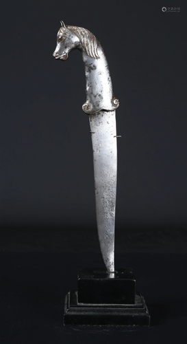 Mughal dagger (khanjar) with horse-head hilt