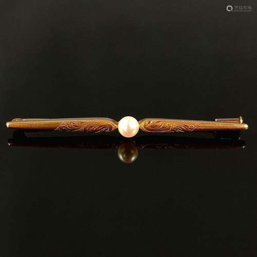 Bar brooch with pearl, 585/14K yellow gold, 2,9g, center pea...