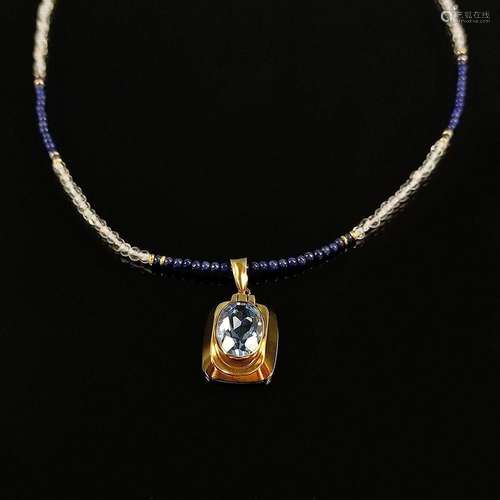 Gold pendant on aquamarine lapis lazuli chain, 585/14K yello...