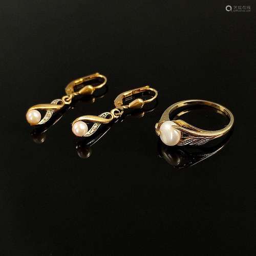 Jewellery set, 3 pieces, 333/8K yellow gold, 3,3g, consistin...