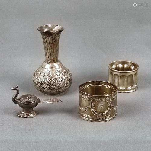 Small lot, 4 pieces, consisting of a small vase, sterling si...