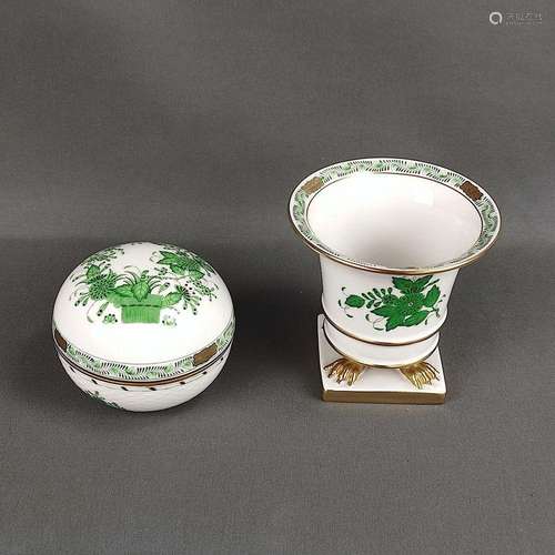 Two objects, Herend, decor Apponyi in green, one lidded bowl...