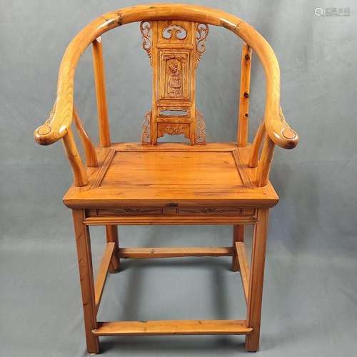 Horseshoe chair / armchair, China, around 1900, carved decor...