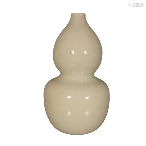 A Wonderful Green&White Glazed Gourd Vase