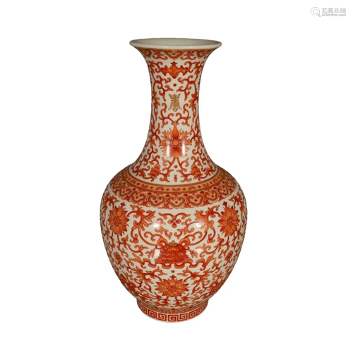 A Lovely Red-Color Interlocking Branch Flower Vase