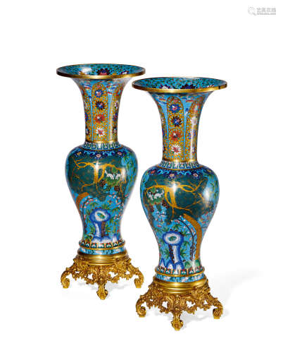 18世纪 铜胎掐丝珐琅松鹤延年纹花瓶 （一对）