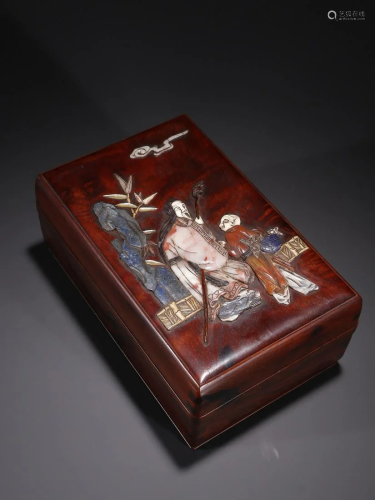 A Fine Wood Inlaid Gems Box