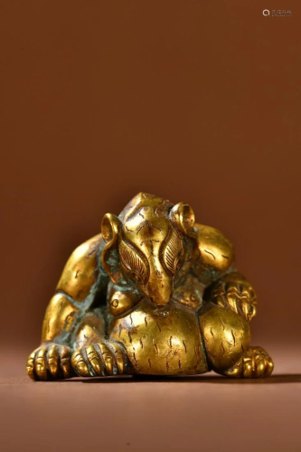 A Delicate Gilt-bronze Ornament