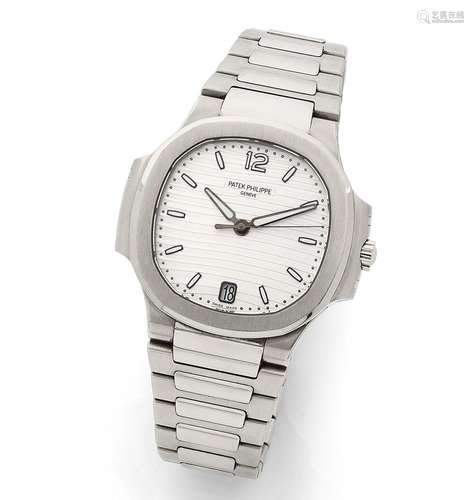 PATEK PHILIPPE Nautilus, ref. 7118/1A-010, n° 7090533 / 6199...