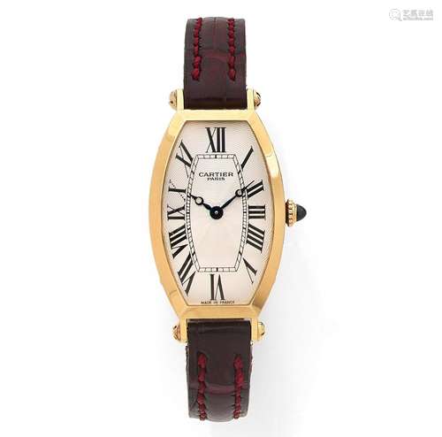 CARTIER Tonneau cintré, ref. 2451 D, n° 0037 AF Vers 2000