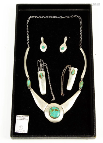 A Navajo cowgirl turquoise and silver five piece jewelry sui...
