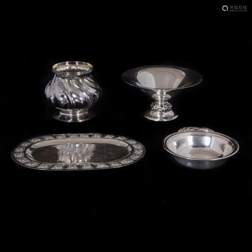 (4 pc) Modern sterling hollow ware: incl a Buccelatti footed...