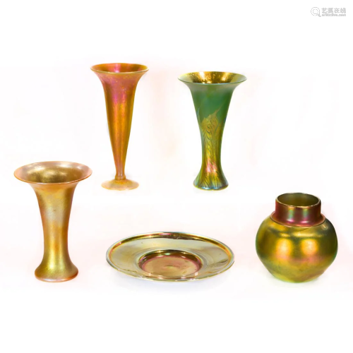 (Lot of 5) Lundberg Studios gold iridescent glass vases and ...