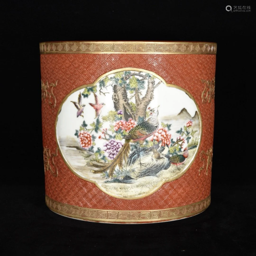 Gilt Gold Coral Red Glaze Famille Rose Porcelain Brush Pot