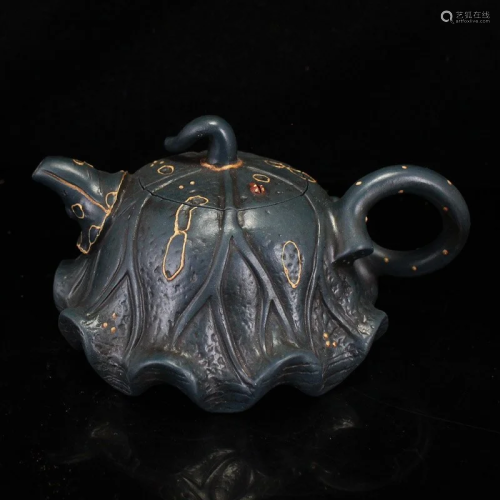 Chinese Yixing Zisha Clay Lotus Leaf Shape Teapot