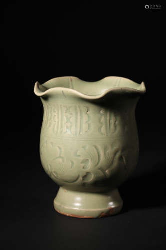 Longquan Kiln Lobed Cup