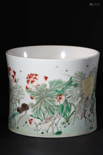 Wucai Glaze Lotus Pond Brush Pot