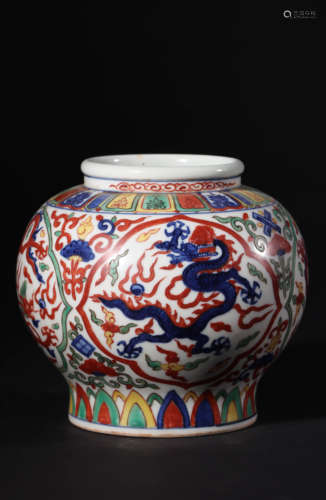 Wucai Glaze Dragon Jar