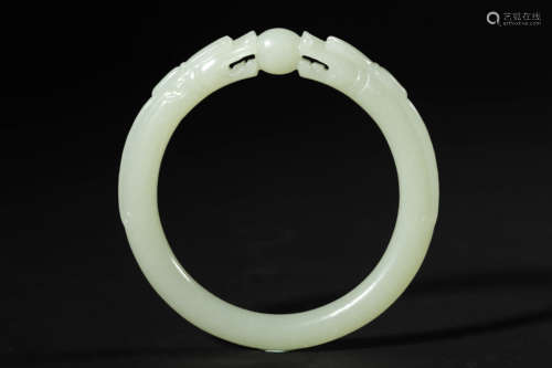 Carved Khotan Jade Twin-Dragon Bangle