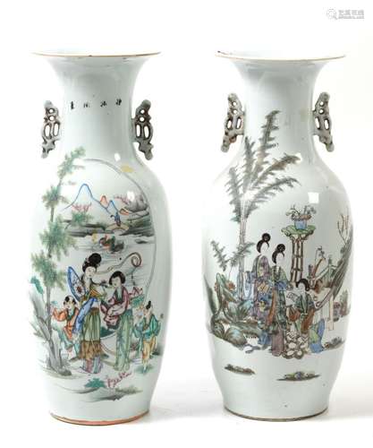 Pair of green family Chinese porcelain vases, pp. S. XX.