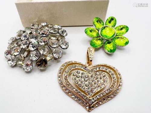 BROOCH AND PENDANTS, PRETTY