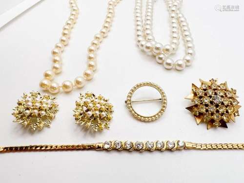 BROOCH + EARRINGS + NECKLACE