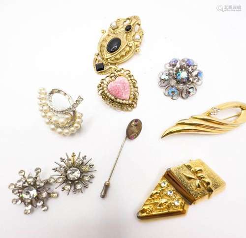 VARIETY STYLE LOT BROOCH PINS