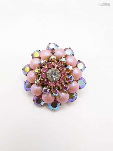 BEAUTIFUL STONE BROOCH