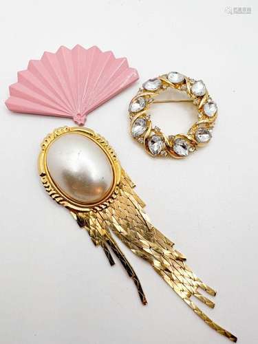 STUNNING BROOCHES TRIO