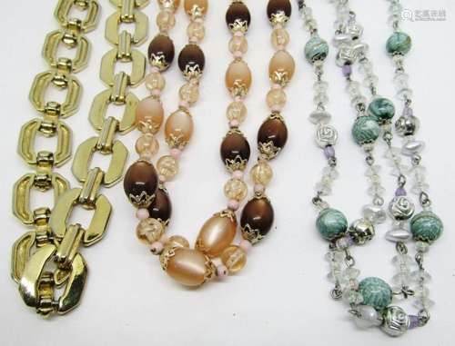 NECKLACE ASSORTMENT LOT