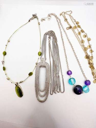 MODERN STYLE NECKLACES