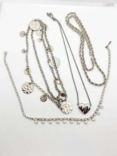 NECKLACES LOT