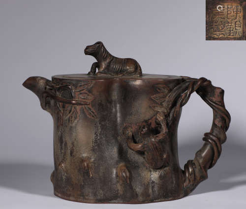Purple sand tree stump pot from the Qing Dynasty
