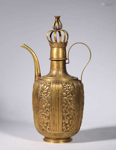 Qing dynasty silver gilt engraved wine pot