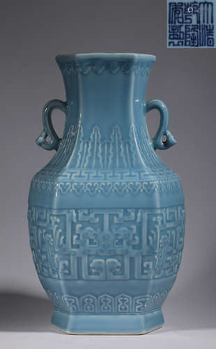 Azure glazed ruyi ear square vase in qing Dynasty