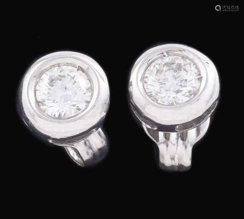 PAREJA DE DORMILONAS CON DIAMANTES 0.50 CT EN CHATÓN EN ORO ...