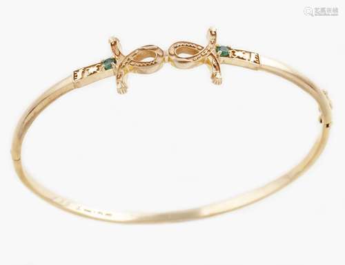 PULSERA SEMIRRÍGIDA CON PIEDRAS VERDES EN ORO Realizada en o...