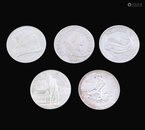 LOTE DE 5 MONEDAS CONMEMORATIVAS DE PLATA ESTADOUNIDENSES Lo...