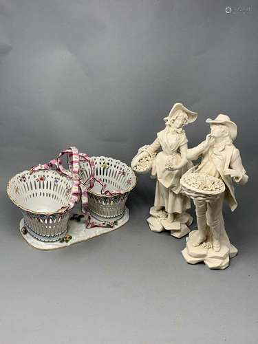 LOT : <br />
Pannier double en porcelaine de Meissen, deux s...